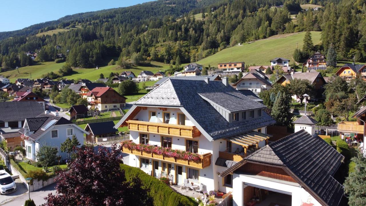 Gaestehaus Schwaiger Sankt Michael im Lungau Bagian luar foto